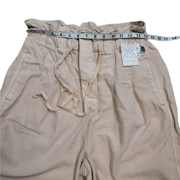 Free People Margate Pleated Trousers in Misty Rose - Picture 7 of 11